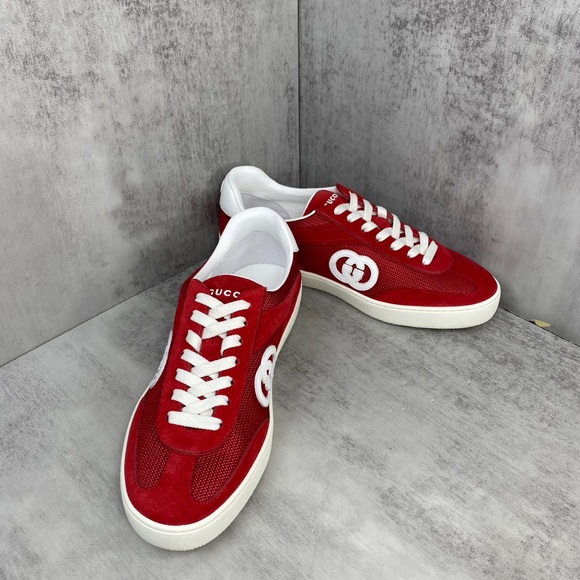 ❤️❤️Women's Red Gucci Sneakers - Picture 3 of 8